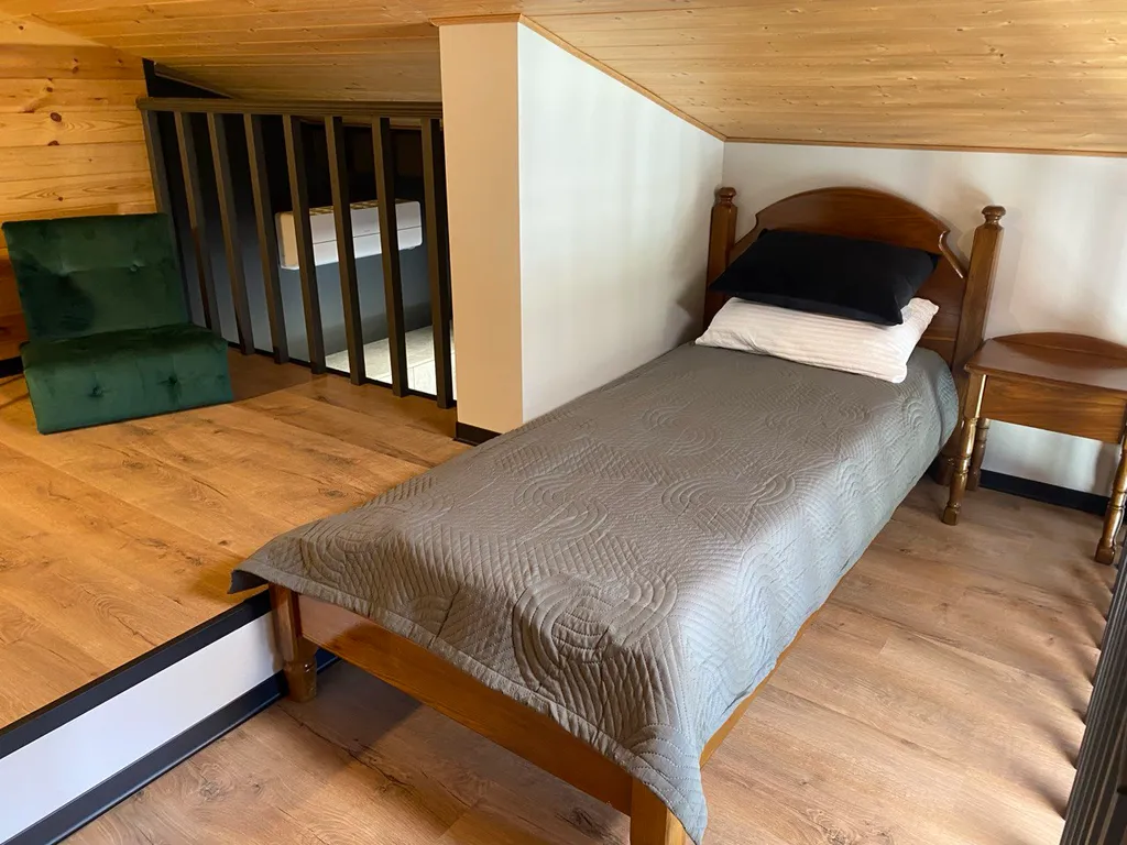 Двухуровневые апартаменты 2