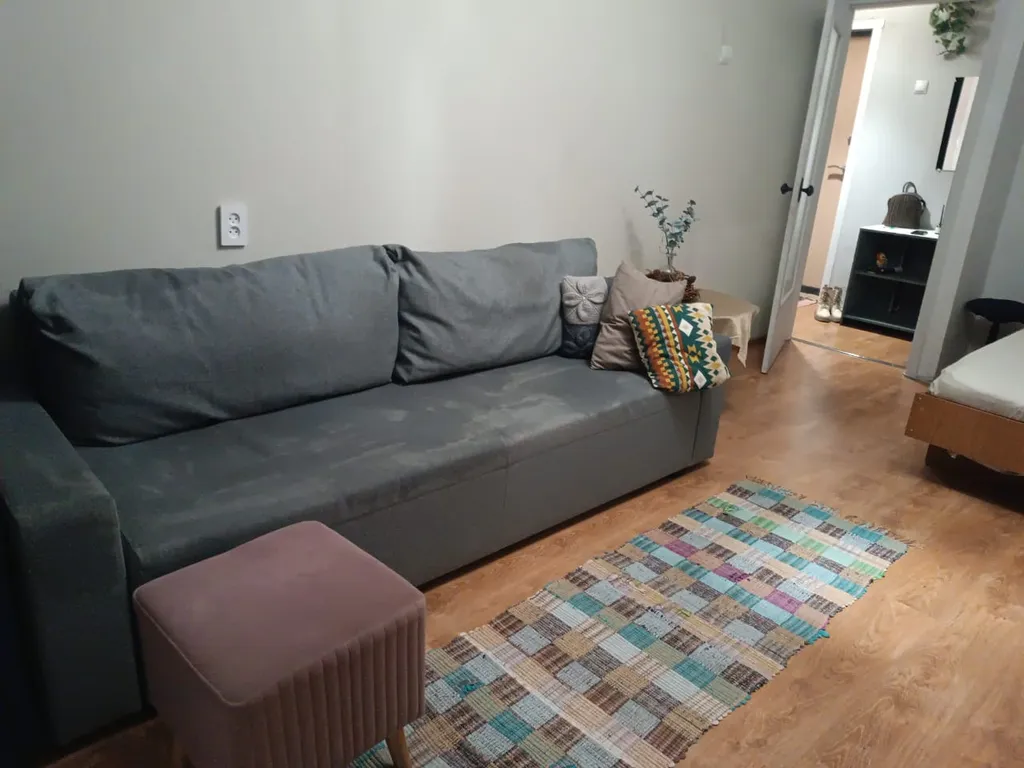 Однушка на набережной