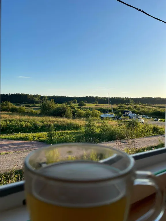 Небольшой дом на острове