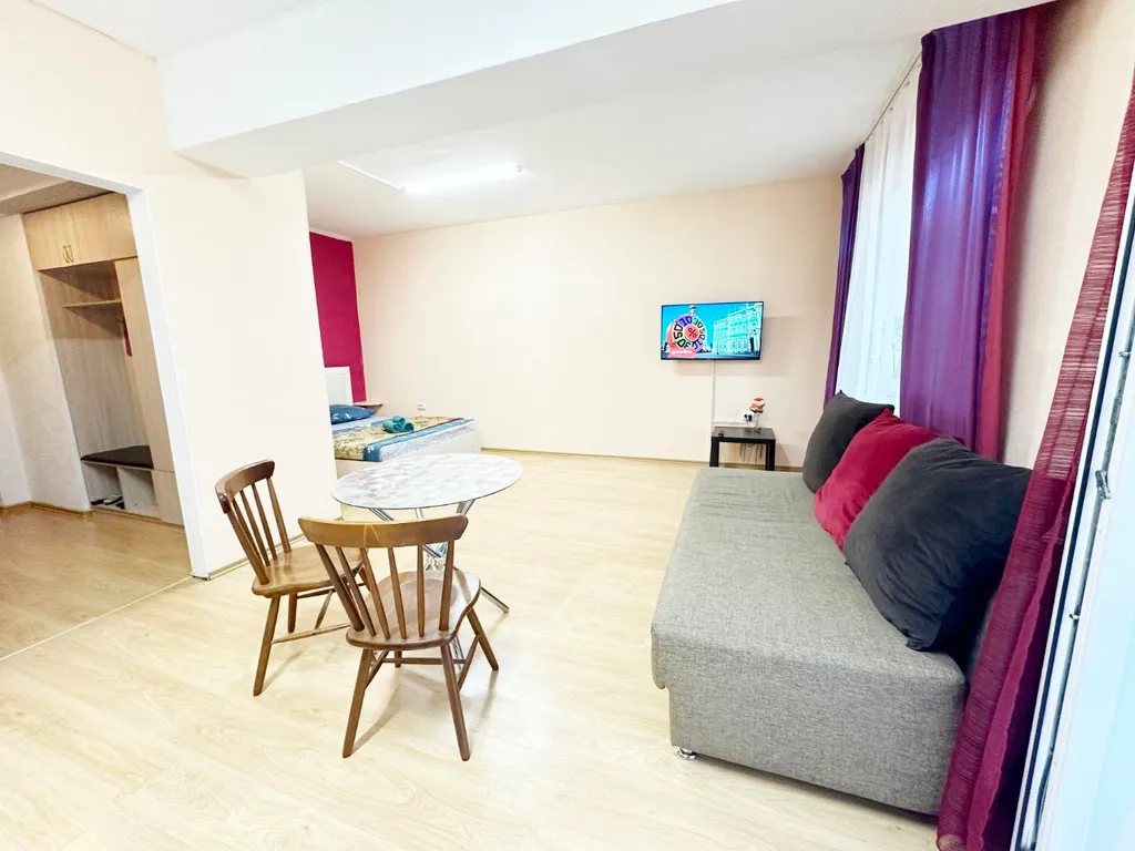 Уютная квартира в центре рядом с жд вокзалом