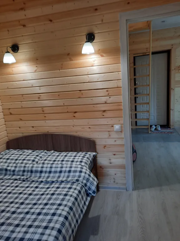 Домик с видом на сосновый бор и Ладожское озеро