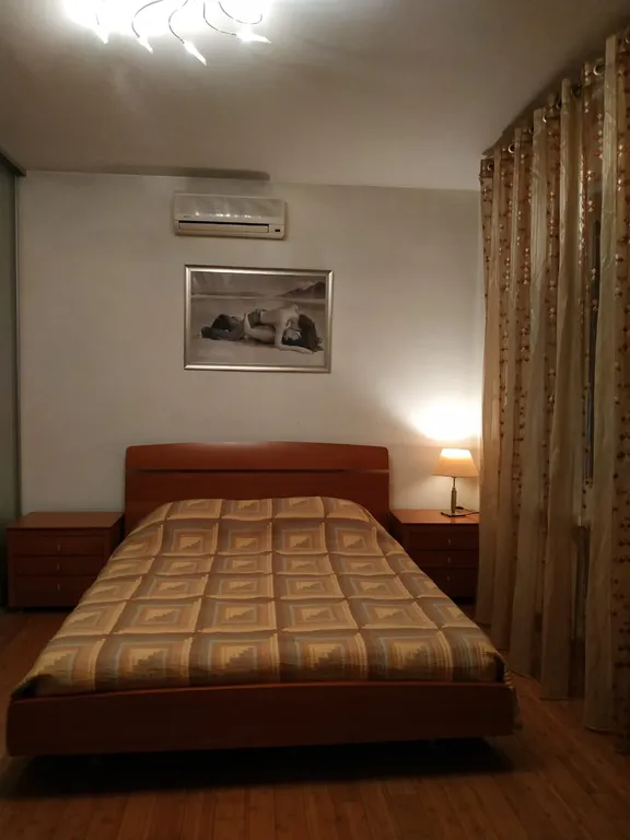 Дом на Комарова.