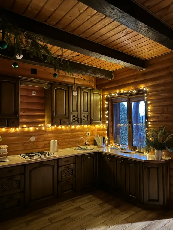 Дом с баней и бассейном