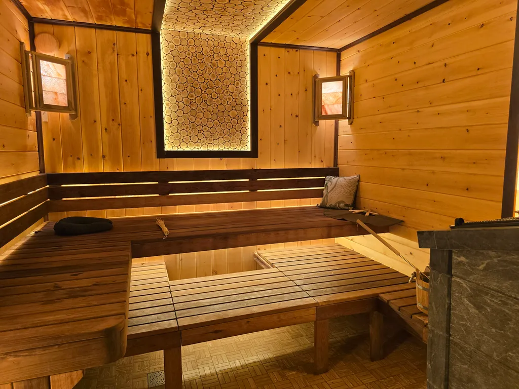 Просторный двухкомнатный номер