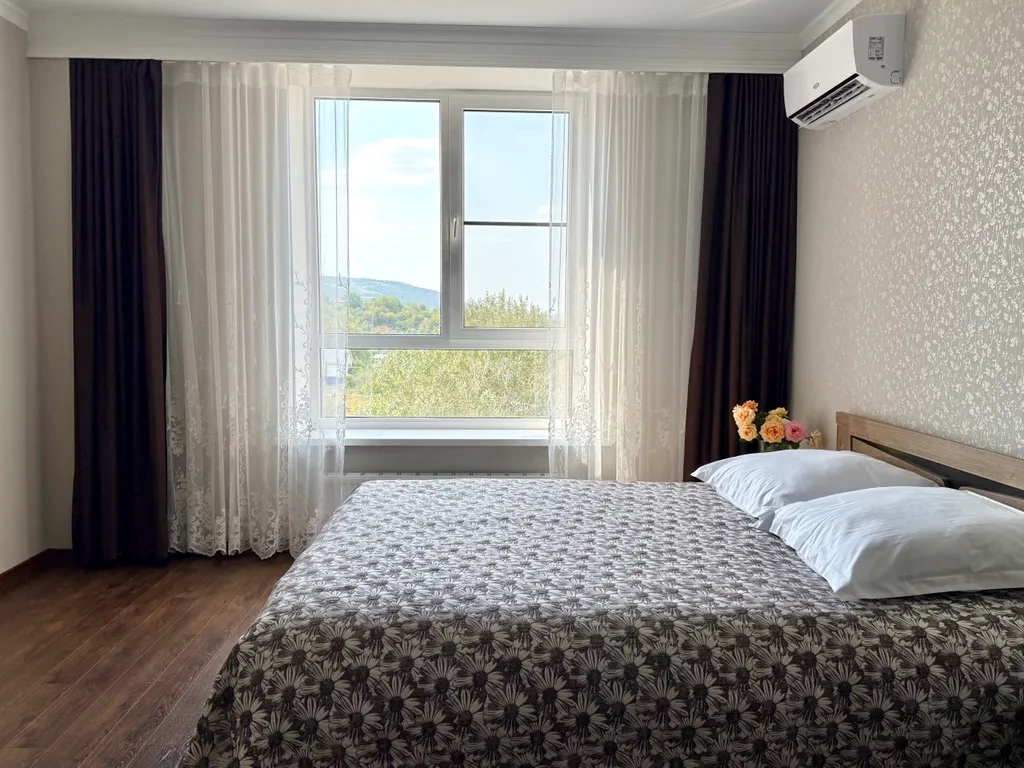 Квартира в новом доме с видом на горы