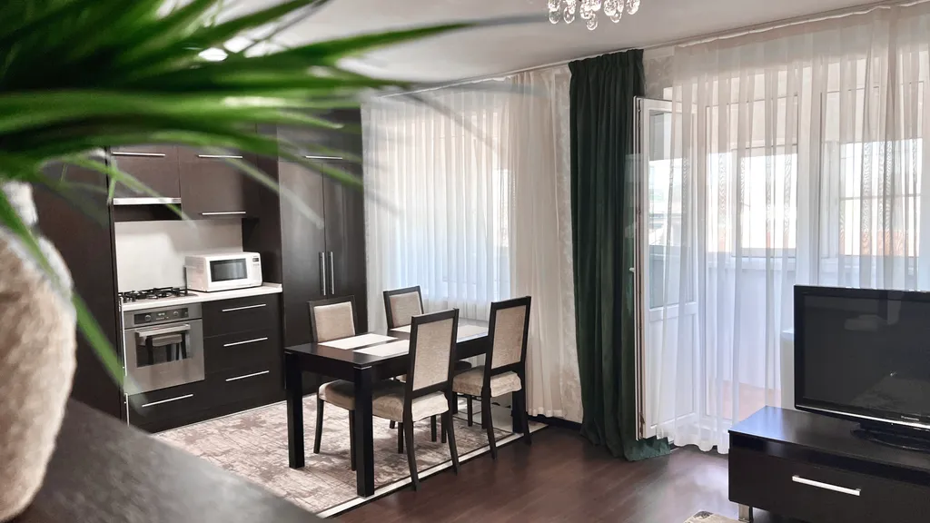 Проживание до 6 чел, 3 комнаты, в доме есть лифт