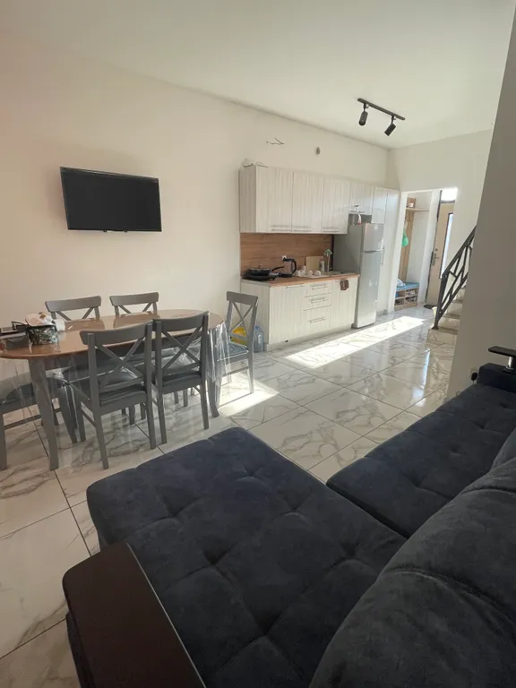 Дом на берегу моря