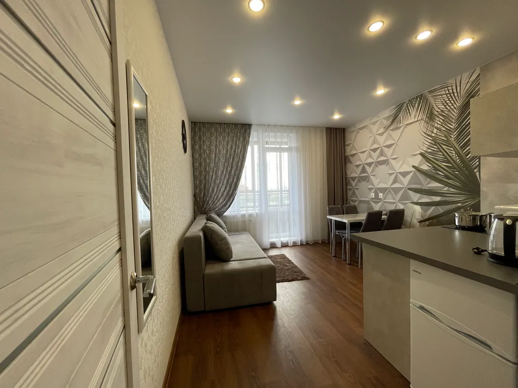 Новая квартира у ЖД вокзала в центре с теплой парковкой