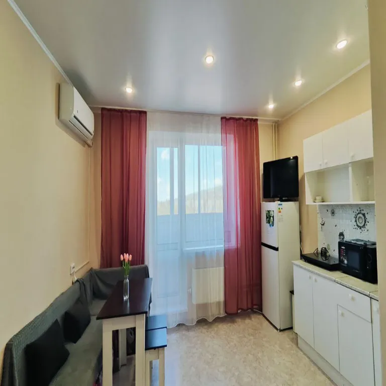 Светлая уютная студия в тихом спальном районе