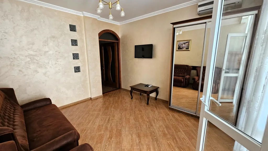 Апартаменты "Феодосийский залив" (двухкомнатные апартаменты №4)