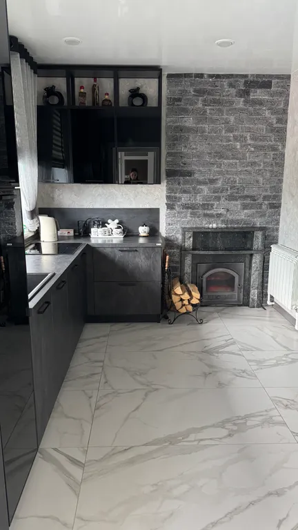 4-комнатный Дом