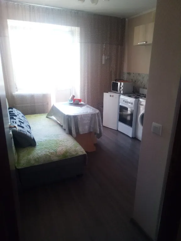 Квартира у Айсберга, Хутынского монастыря