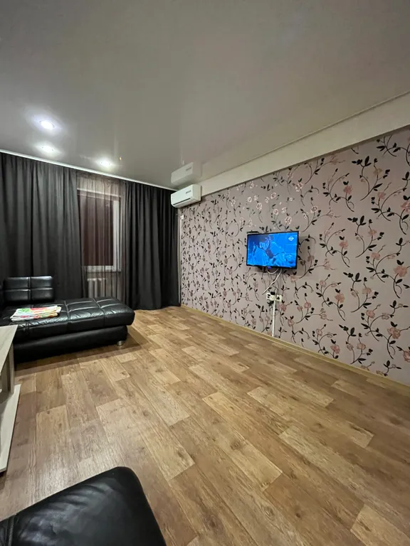 Вместительная двухкомнатная квартира — аренда посуточно в Волгоград