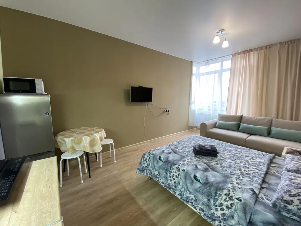 Судия в элитном доме, рядом с парком ангелов