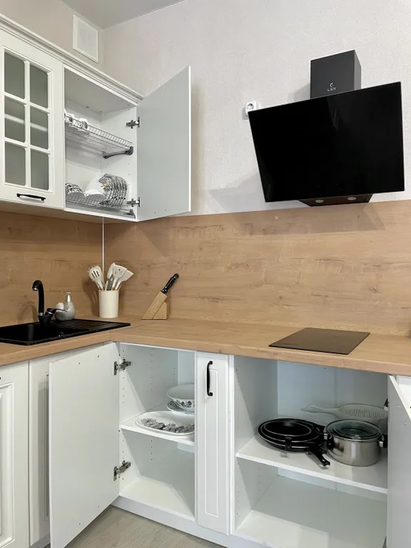 346 Евро трехкомнатная в Кипарисе