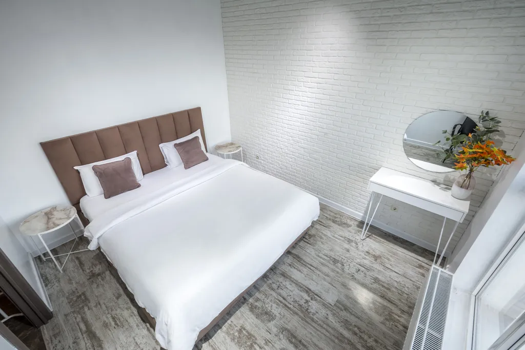 Loft с авторской планировкой, качелью с видом на город в ЖК БОльшом