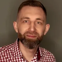 Олег Тихонов