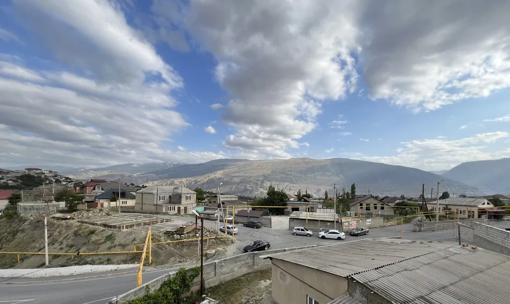 Ботлих - ваш личный апартамент с видом на горы