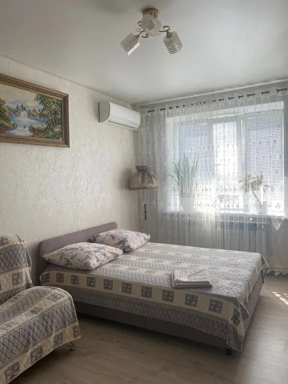 Комфортная однокомнатная квартира в центре города — аренда посуточно в Россошь