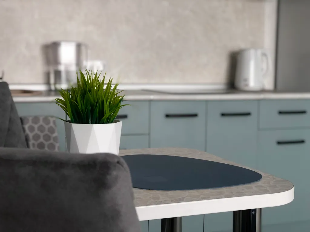 Студия возле ашана и ленты