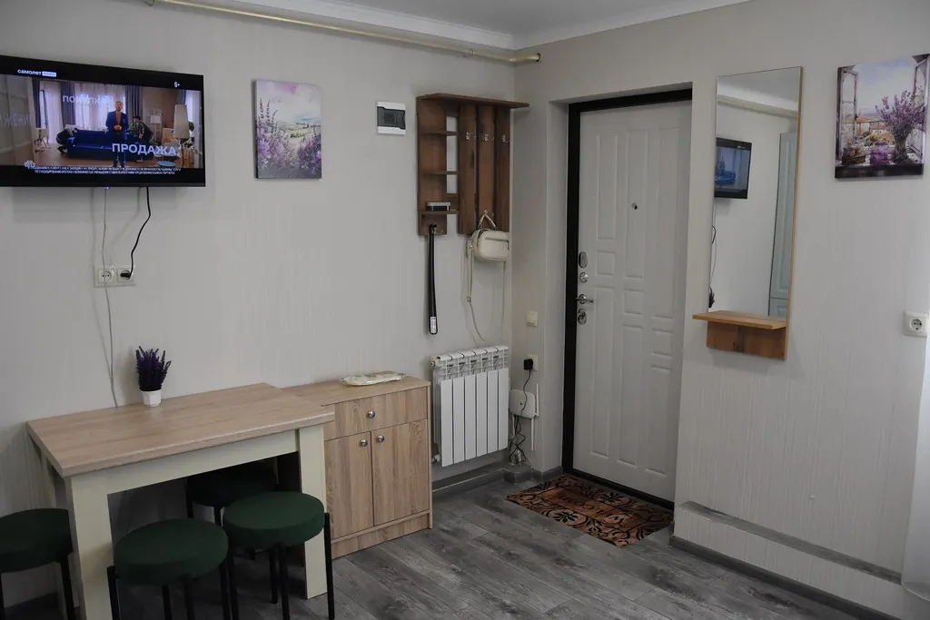 Эконом с диваном Прованс с индивидуальным отоплением