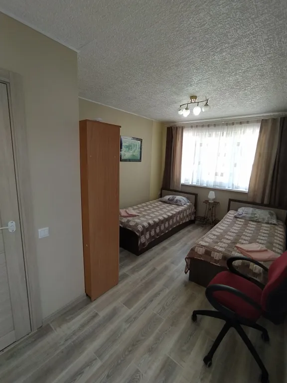 Двухэтажные таунхаусы с личной территорией под ключ