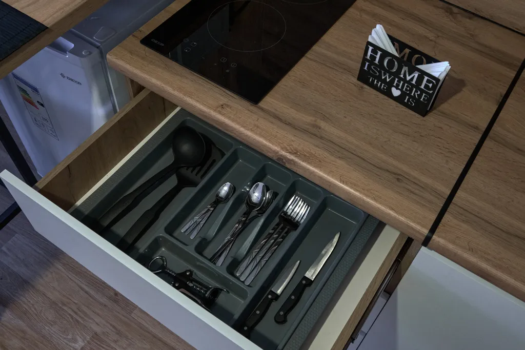 Студия №8 с видом на реку