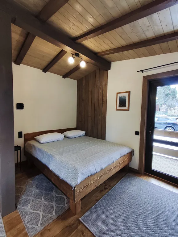 Дом-студия в стиле шале в центре