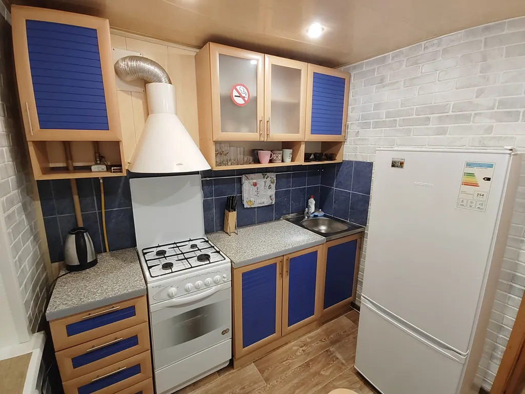 Двухкомнатная квартира с раздельными спальнями рядом с Мурманск Молл