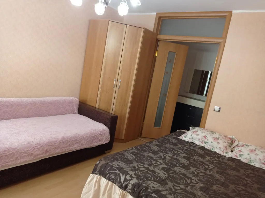 Квартира Уютная квартира в центре у метро Маршала Покрышкина с парковкой — Новосибирск