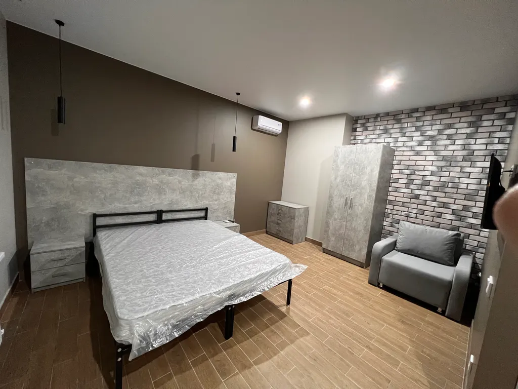 Дом у моря в тихом районе с самыми красивыми закатами