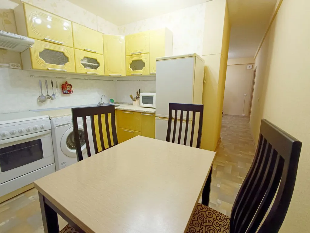 4-комнатная Квартира