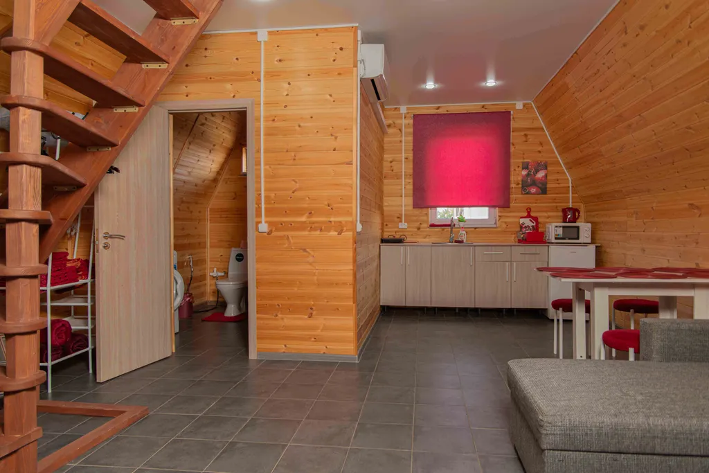 Коттеджи с баней и теплым бассейном