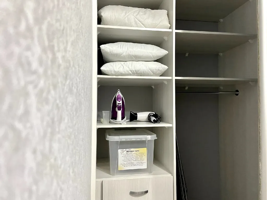 Квартира Хэппи Хаус Студия в стиле лофт в Кузьминках — Омск