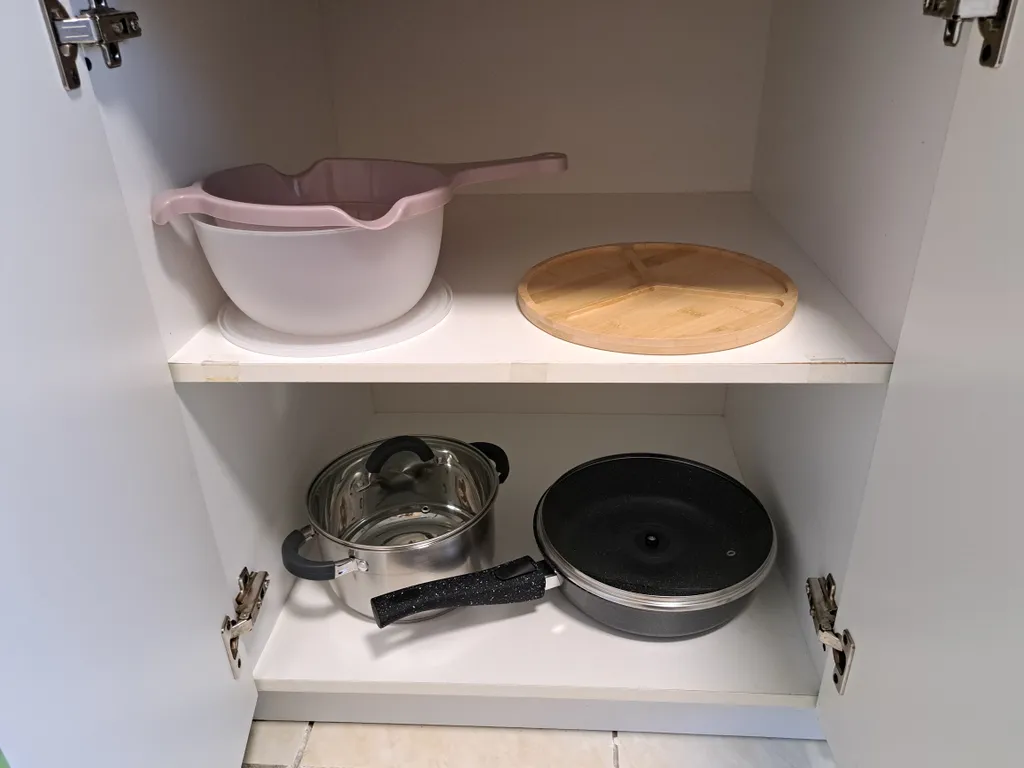 Просторная однушка с кроватью и смарт ТВ