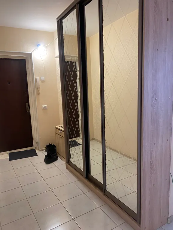 Квартира Уютная квартира с видом на Неву и красивый Вантовый мост — Санкт-Петербург