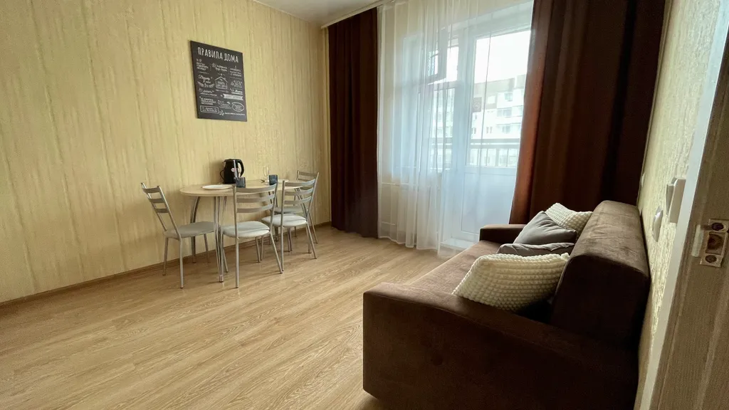 Квартира Комфортная квартира напротив ТЦ Планета — Красноярск