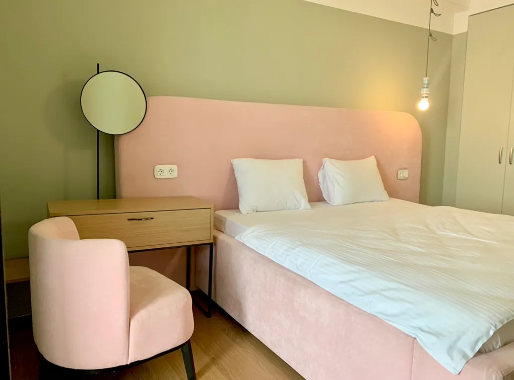 Нежная 1-ком квартира с панорамным балконом в ЖК Арго