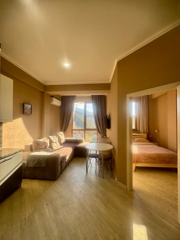 Теплая двухкомнатная квартира с шикарным видом