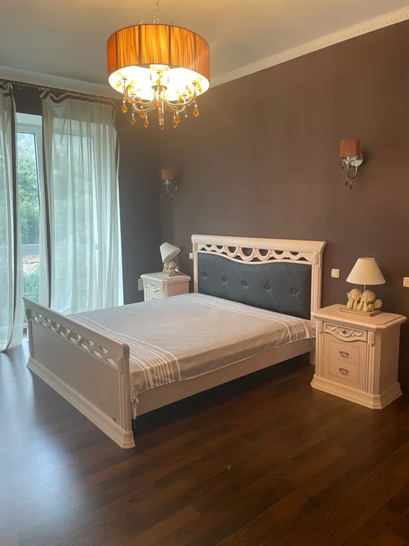 Апарт в Ласпи с террасой, 3 спальни, кухня, у самого моря, для 4-5 человек