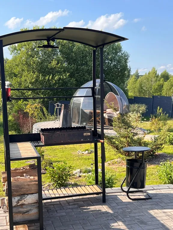 Шале у озера