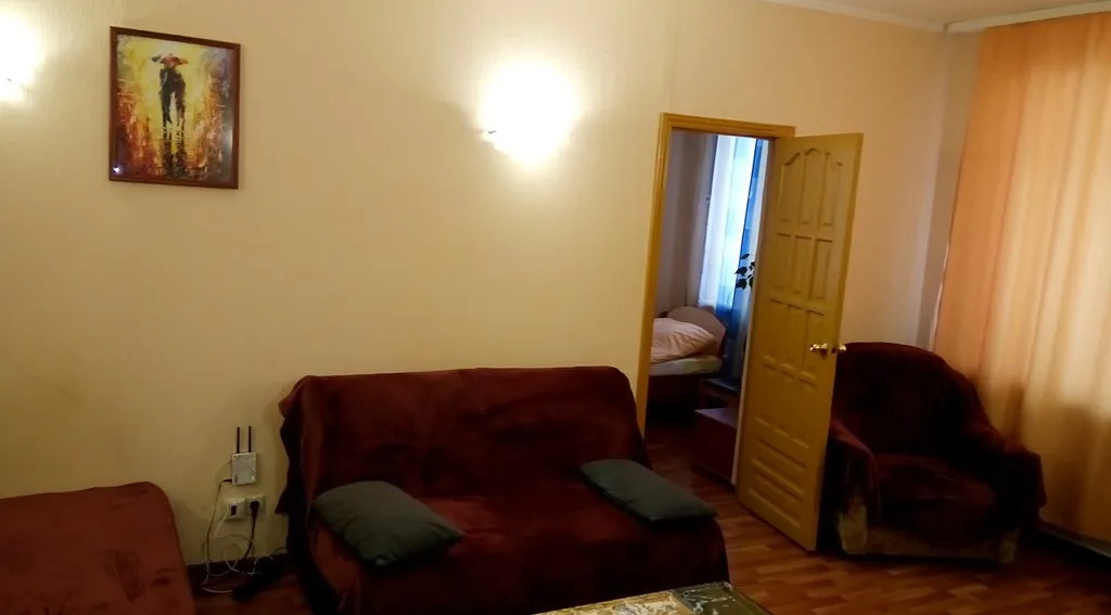 2-комнатная квартира ж/д р-н ул.Испанских рабочих, 31