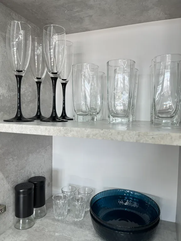 У ресторана! 14-й этаж и с видом на город.