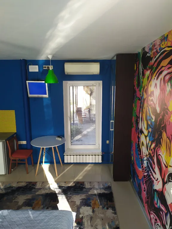 Комфортная квартира-студия в центре с патио