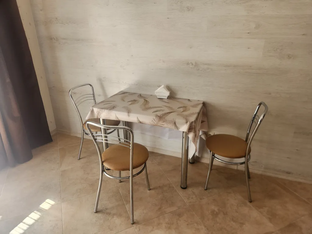 Уютная двухкомнатная квартира с евроремонтом в самом центре города