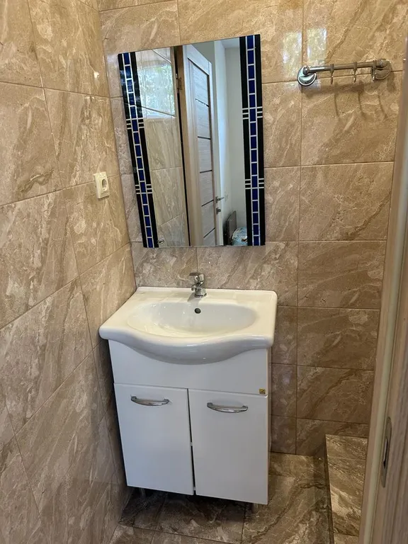 Студия в тихом районе, без комиссии, без животных