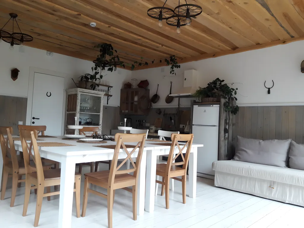 Дом-дача дизайнера на озере Увильды