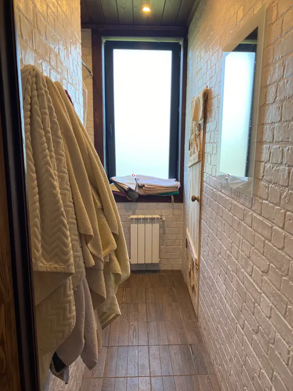 Коттедж Загородный дом на берегу реки — Матросово