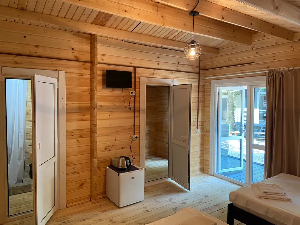 "Атара Хаус"