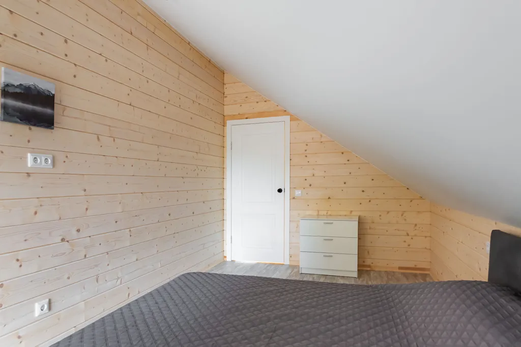 Коттедж с прямым видом на озеро